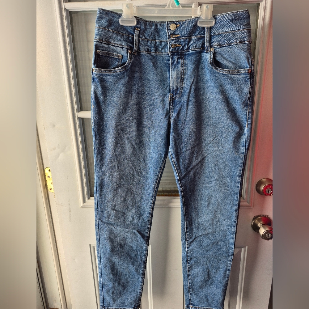 Ibiza Jeans High Rise Stylish Blue Skinny Jeans for Women